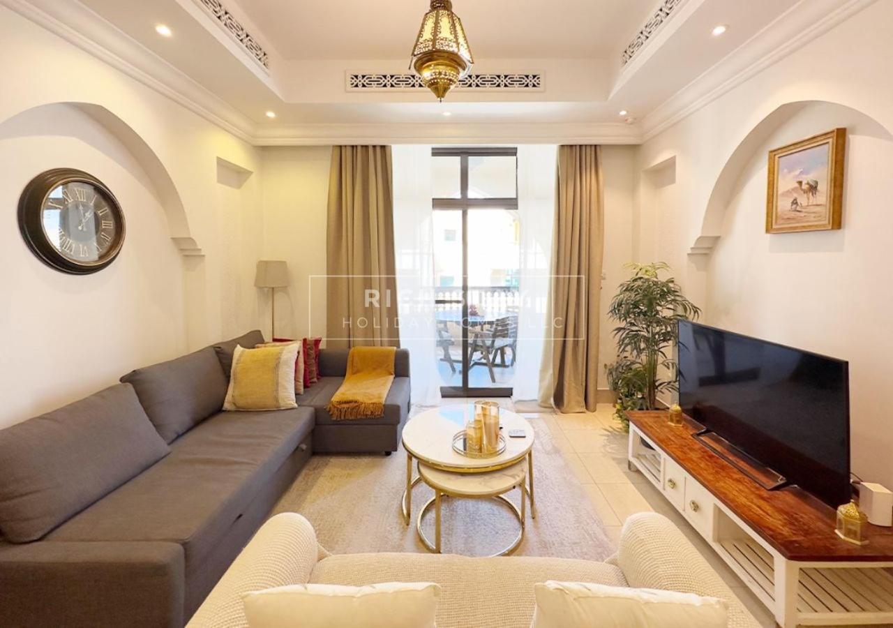 Sensational 1br In Downtown Burj Khalifa Mall View شقة *